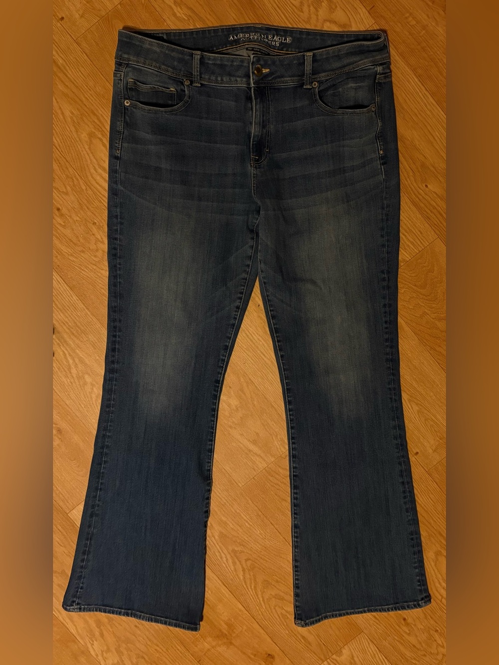 American Eagle Outfitters Women’s Dark Blue Bootcut Jeans Size 18 Long